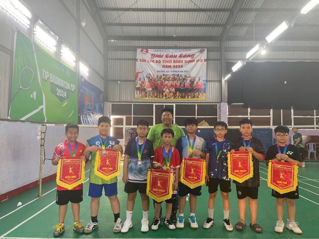 Câu lạc bộ NBC Quy Nhơn tham gia thành công Giải Cầu lông Nội bộ Trường THCS Quang Trung