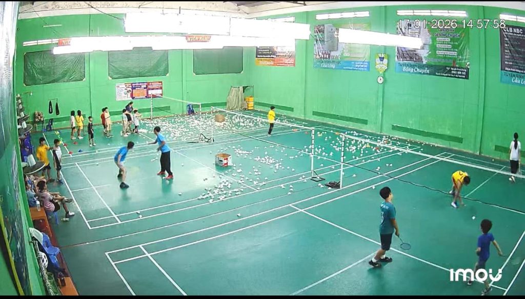 Thứ 7 khô máu — cùng các pe